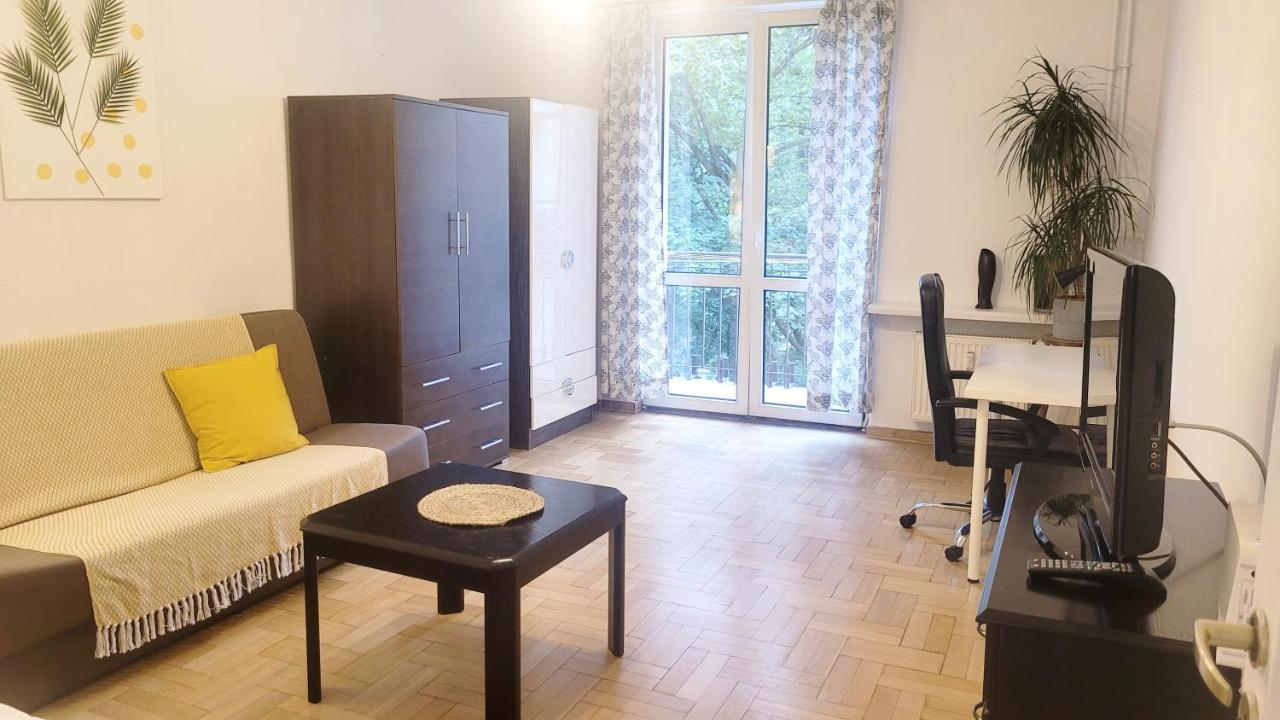 Happy Life - Apartment Next To Metro Station Варшава Екстер'єр фото